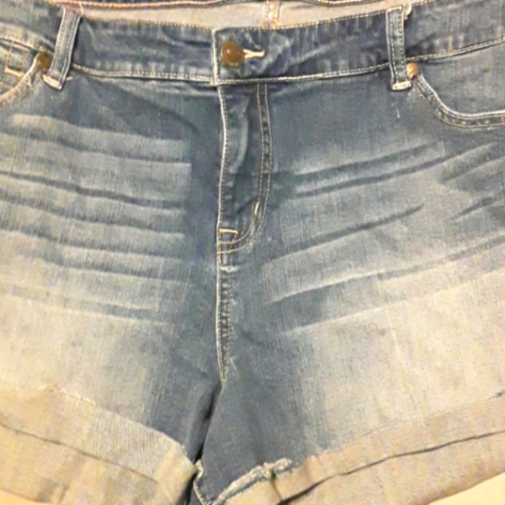 Adorable denim shorts